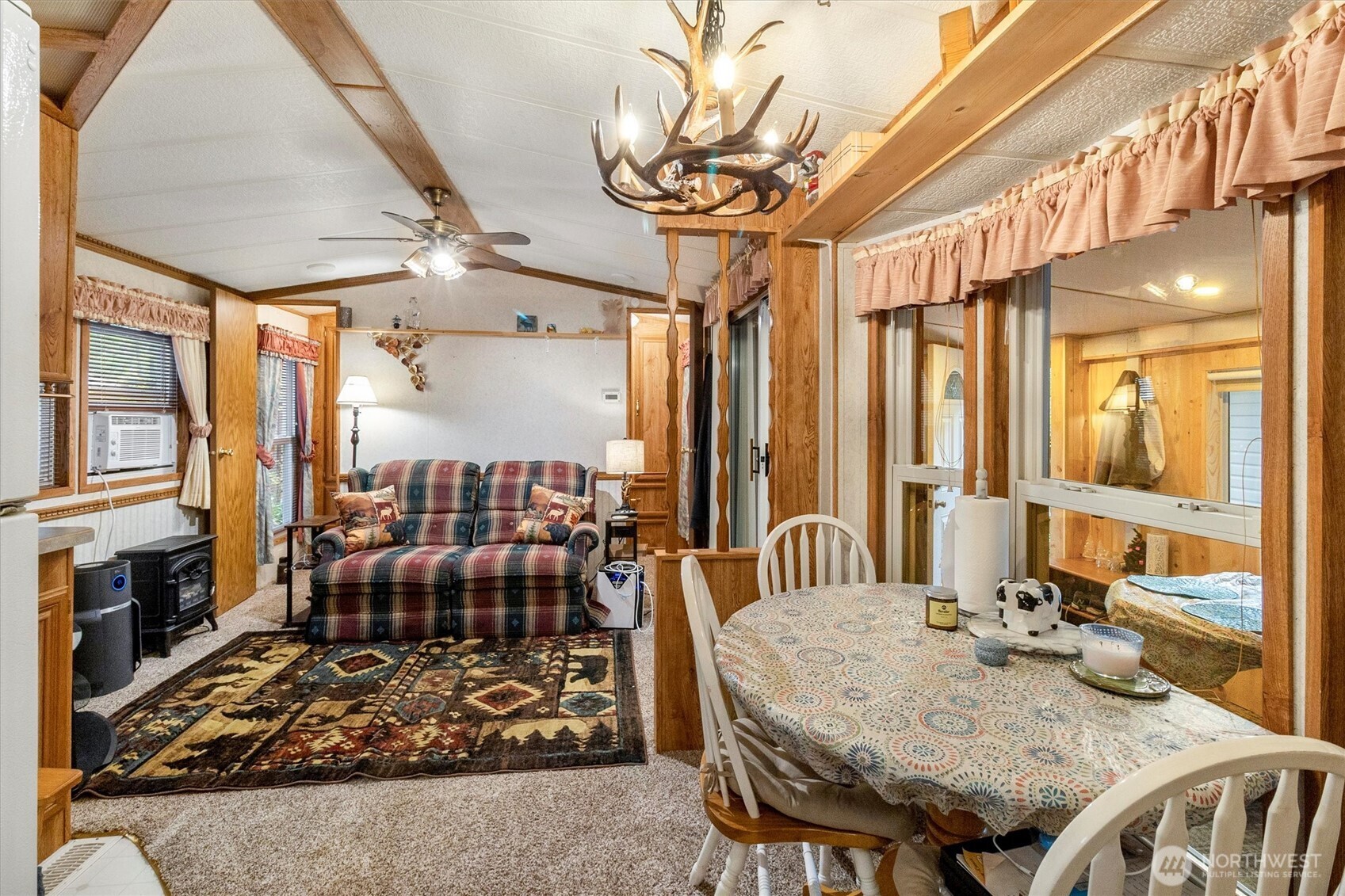 137 1 Jasper Trail , Deming, WA 98244