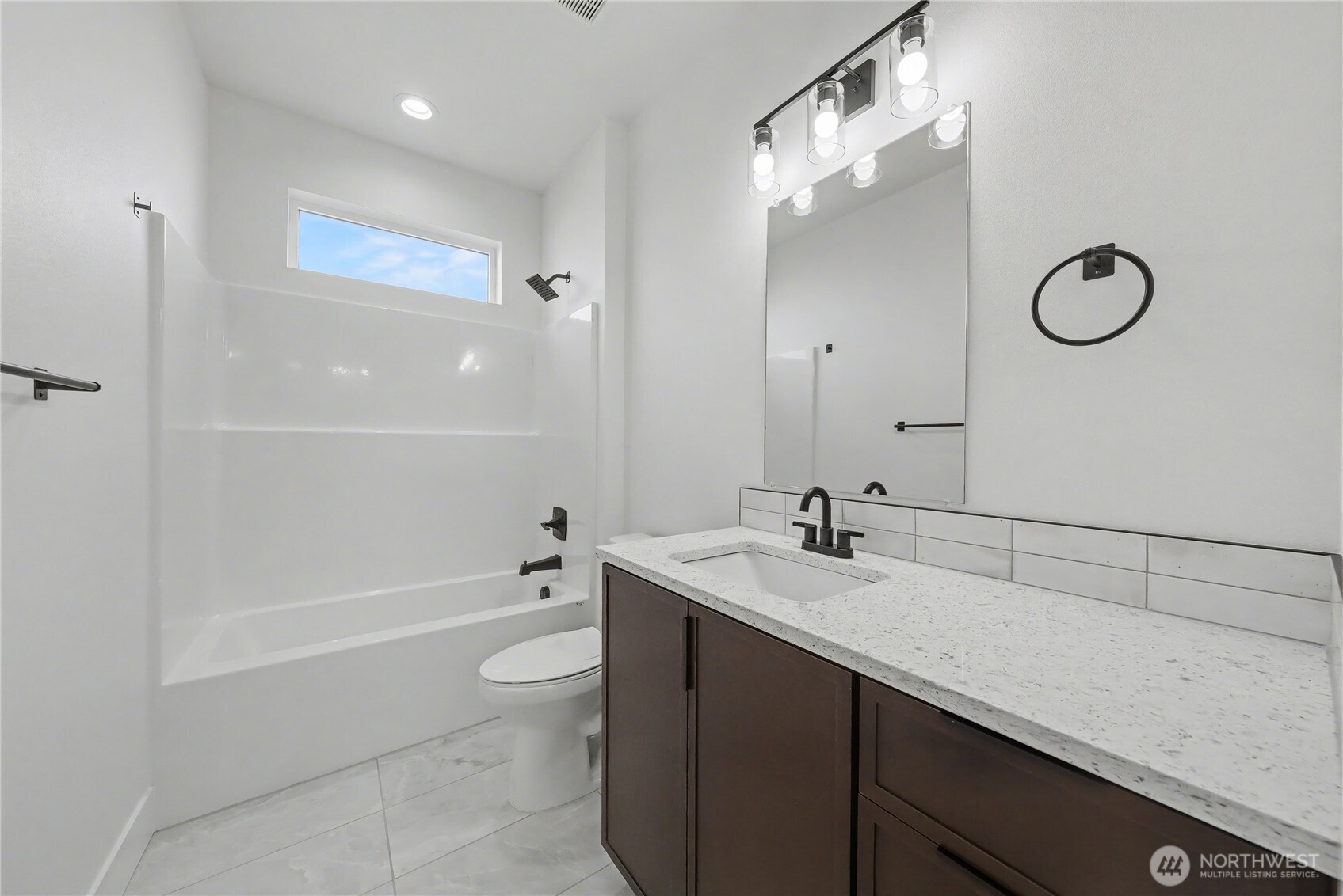 1605 7th Avenue NE, Quincy, WA 98848