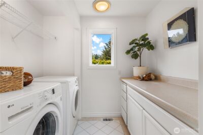 14021 SE 64th St , Bellevue, WA 98006 - Photo 25