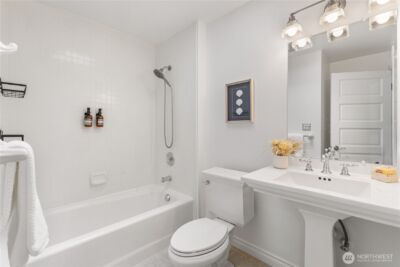 14021 SE 64th St , Bellevue, WA 98006 - Photo 26