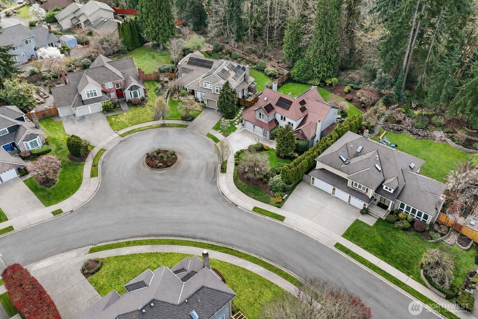 14021 SE 64th St , Bellevue, WA 98006
