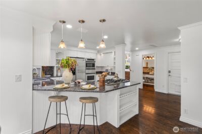 14021 SE 64th St , Bellevue, WA 98006 - Photo 9