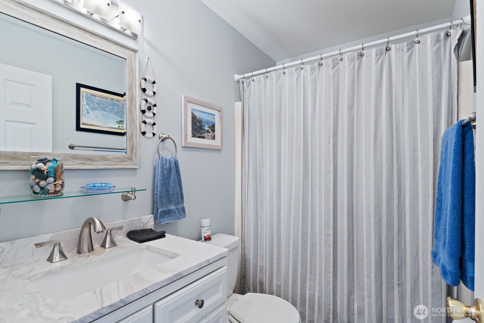 2412 16th Street , Anacortes, WA 98221