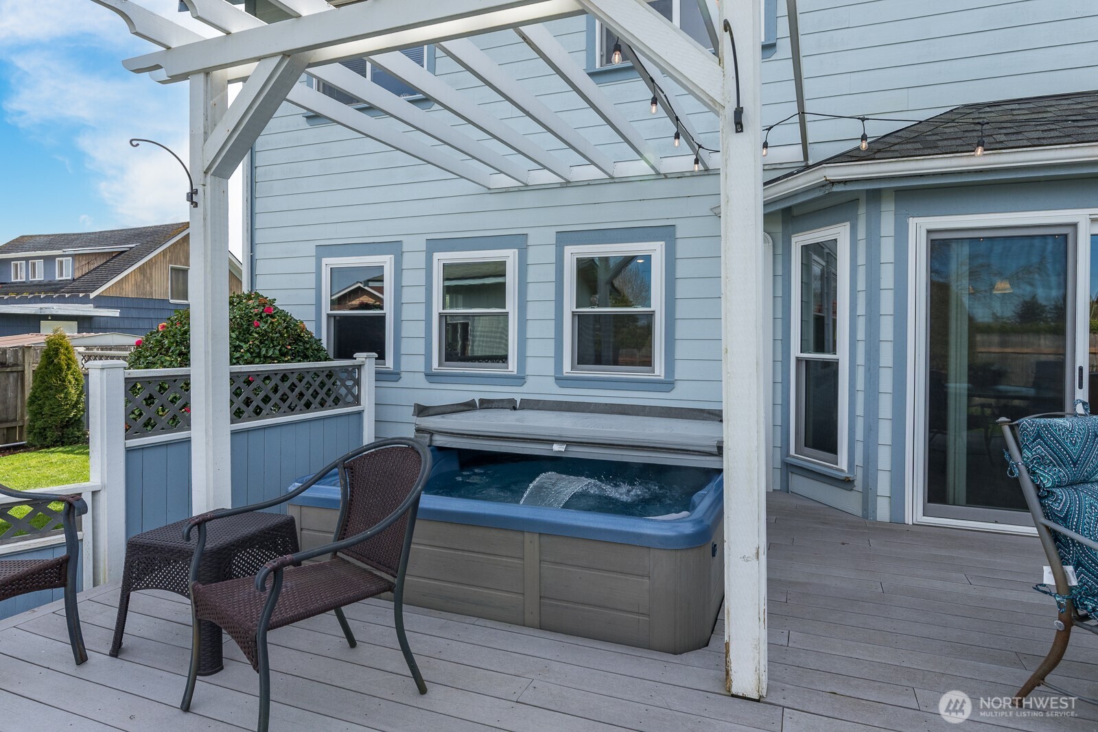 2412 16th Street , Anacortes, WA 98221