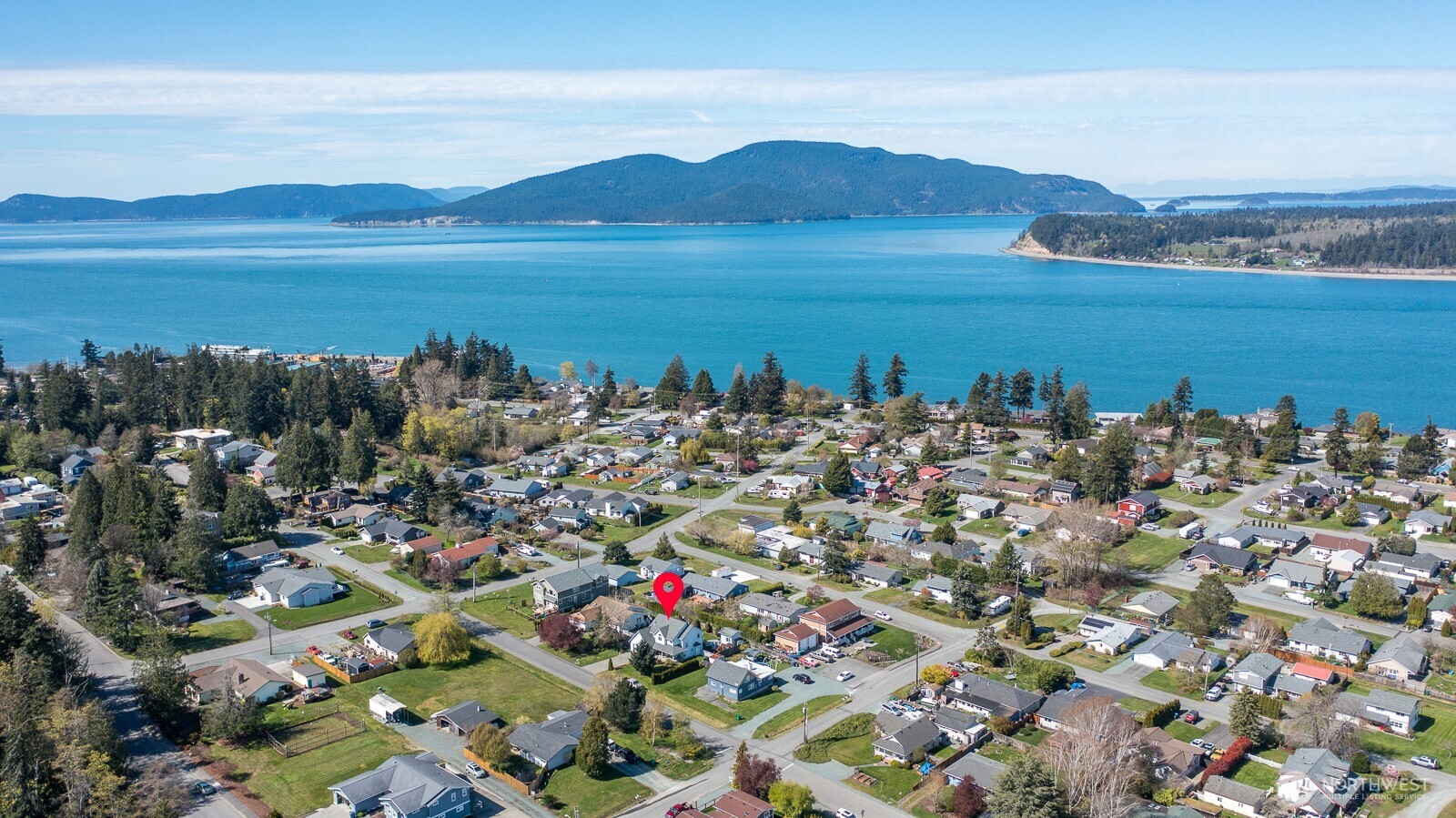 2412 16th Street , Anacortes, WA 98221