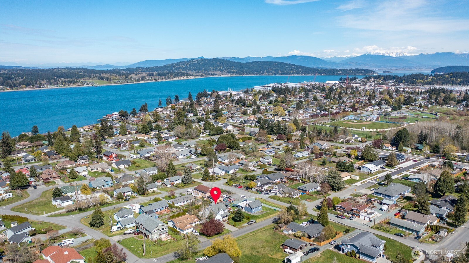 2412 16th Street , Anacortes, WA 98221