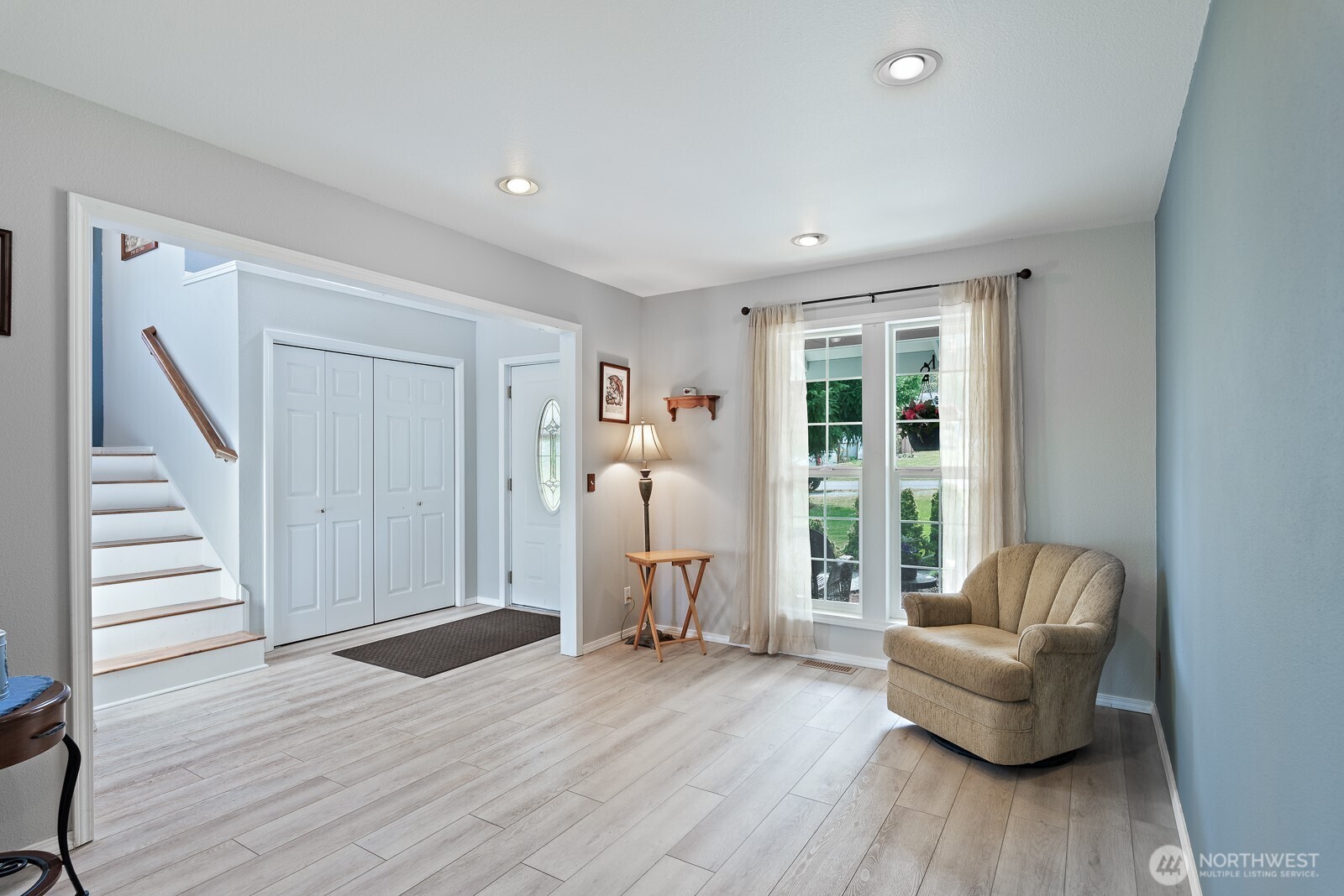 2412 16th Street , Anacortes, WA 98221