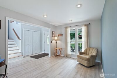 2412 16th Street , Anacortes, WA 98221 - Photo 5