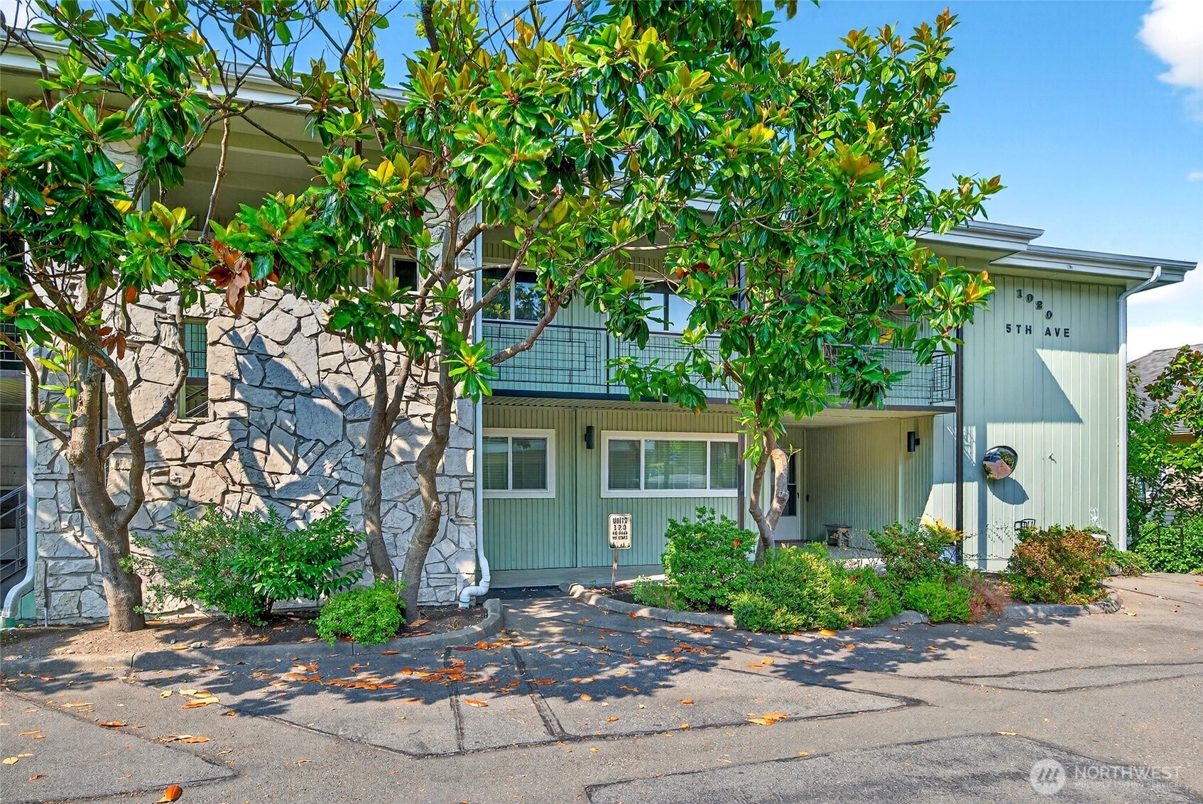 1020 5th Avenue S #2, Edmonds, WA 98020