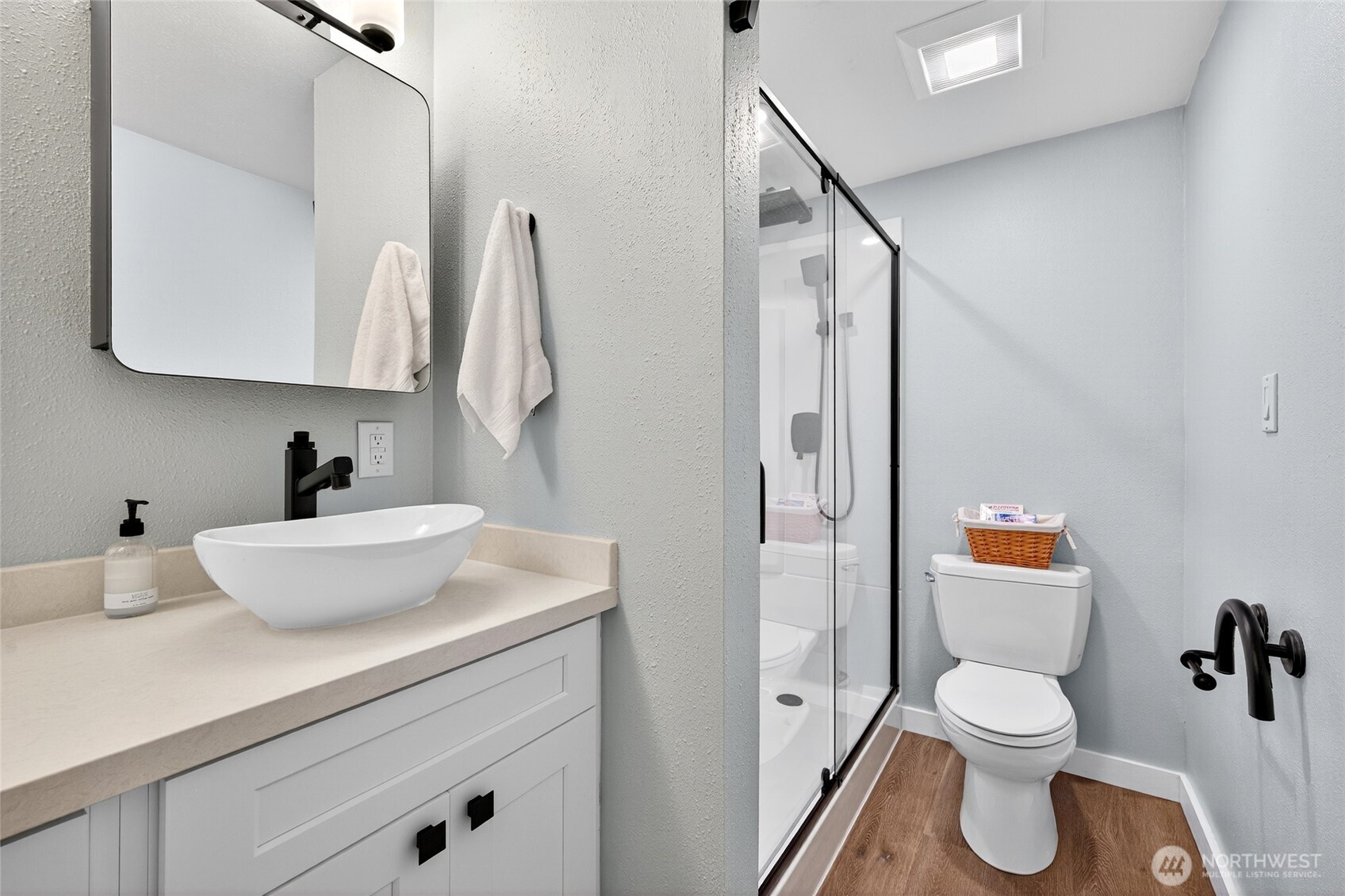 1020 5th Avenue S #2, Edmonds, WA 98020