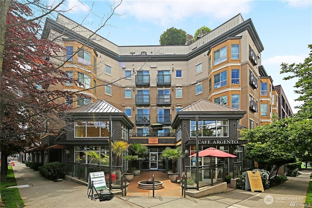 1125 E Olive Street #101, Seattle, WA 98122