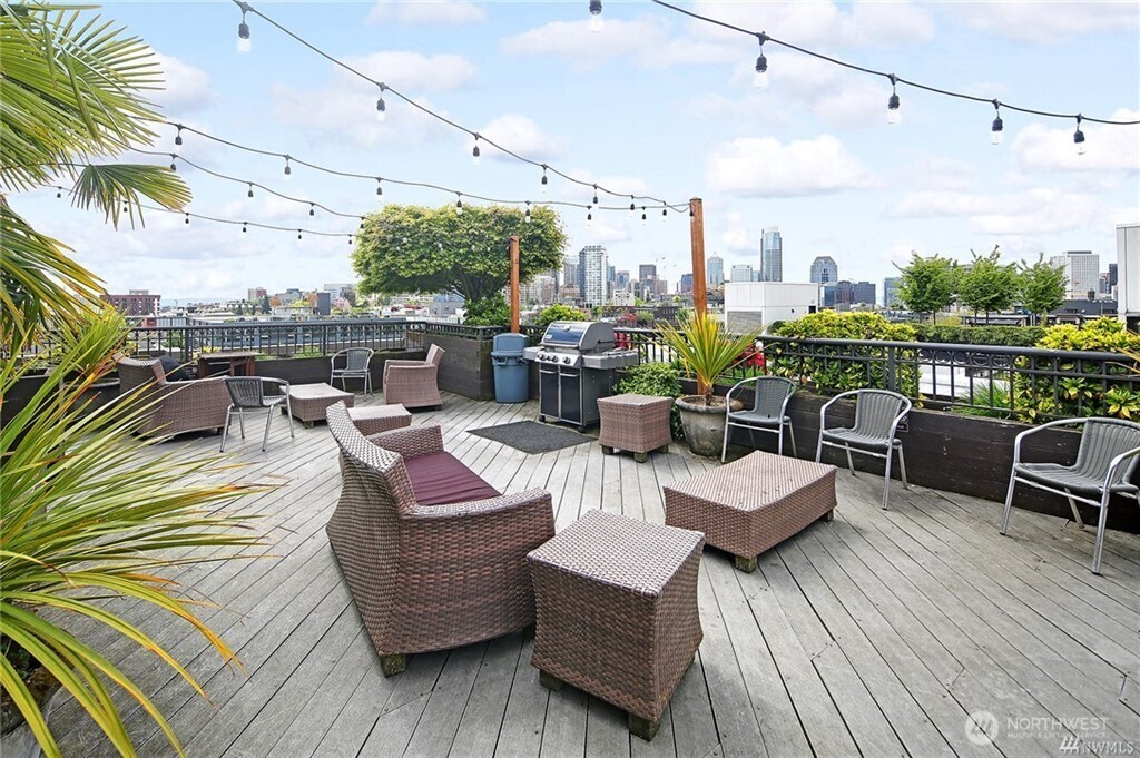 1125 E Olive Street #101, Seattle, WA 98122