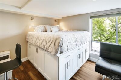 1125 E Olive Street #101, Seattle, WA 98122 - Photo 5