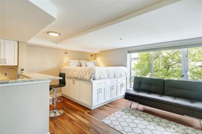 1125 E Olive Street #101, Seattle, WA 98122 - Photo 6