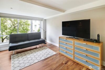 1125 E Olive Street #101, Seattle, WA 98122 - Photo 7