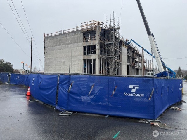 611 McKinnon Avenue , Sumner, WA 98390