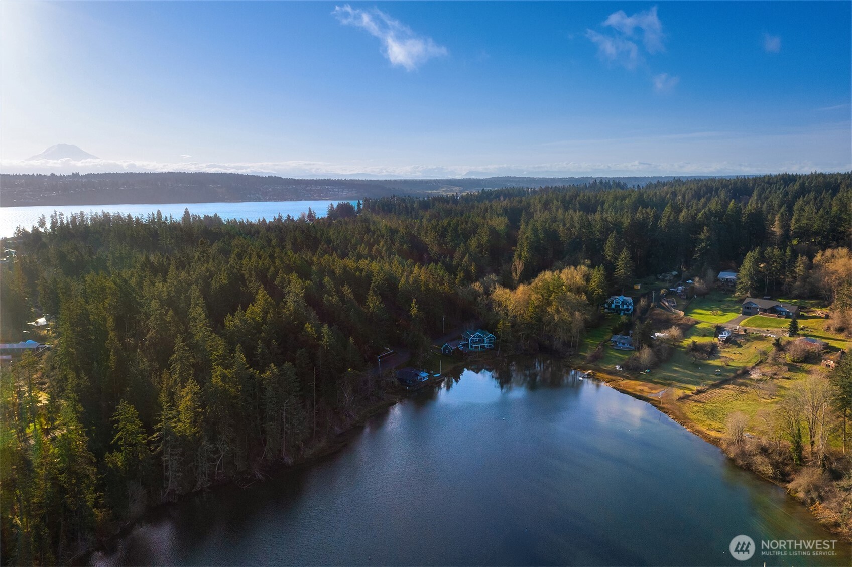 1157 12th Avenue , Fox Island, WA 98333