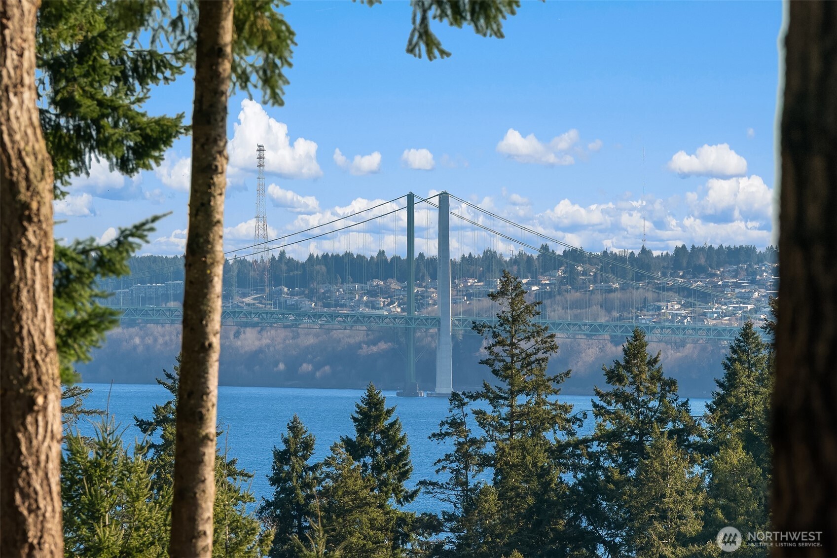 1157 12th Avenue , Fox Island, WA 98333