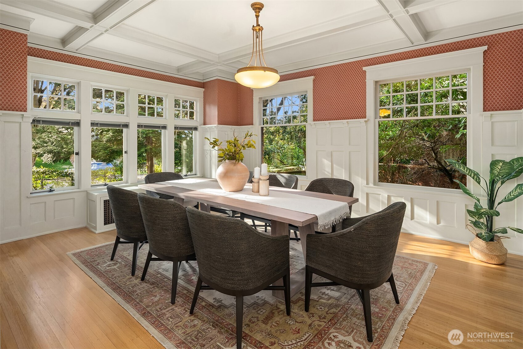 1212 21st Avenue E, Seattle, WA 98112