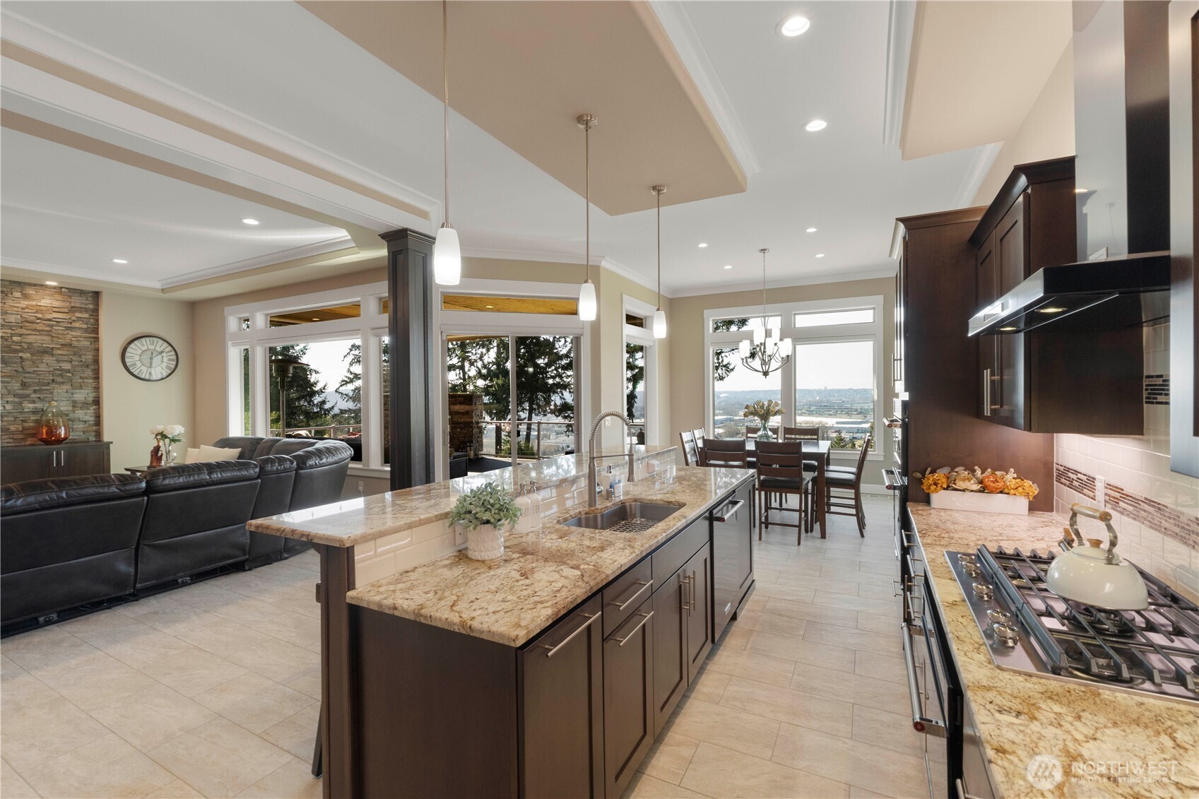 518 64th Avenue Ct East , Fife, WA 98424