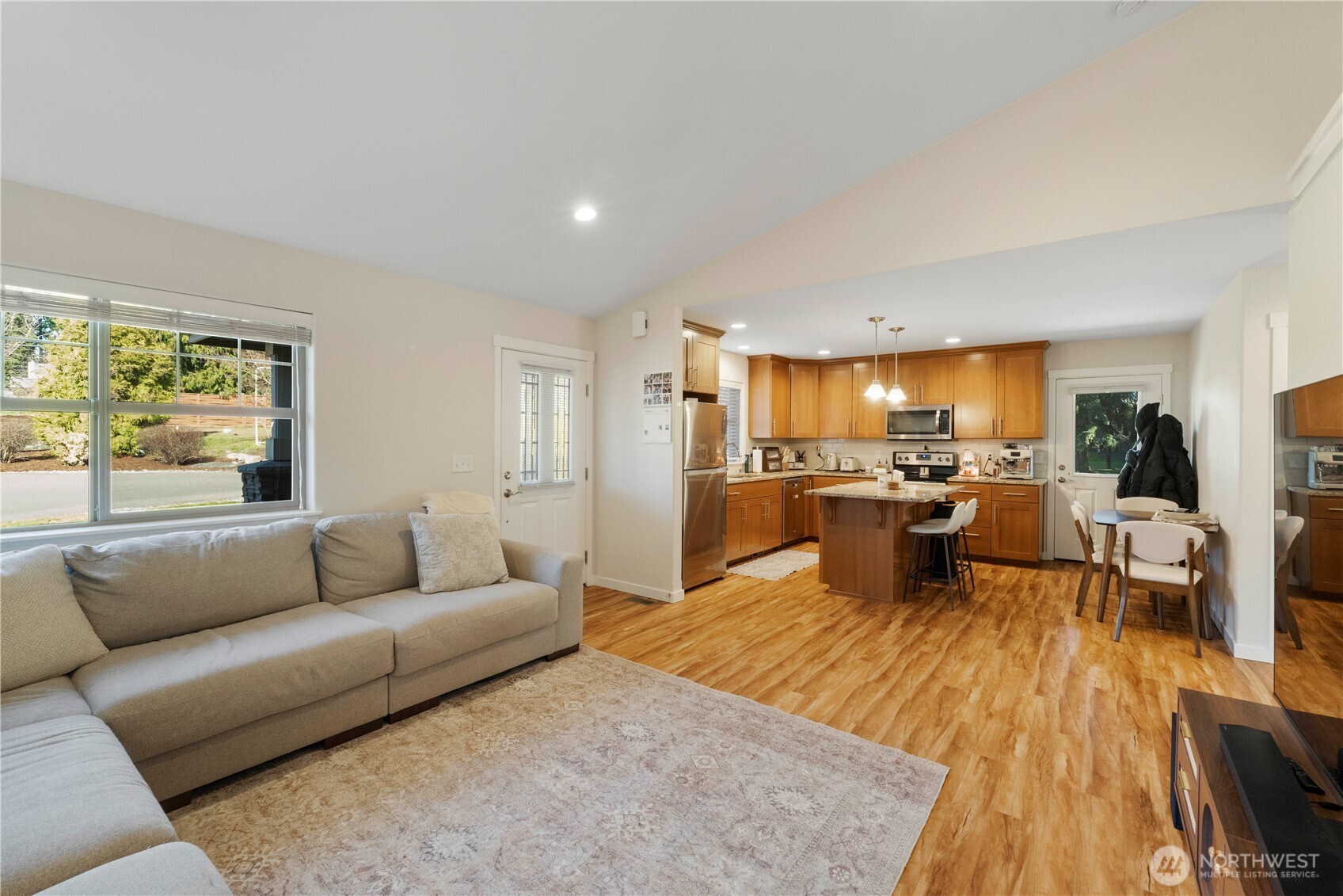 518 64th Avenue Ct East , Fife, WA 98424