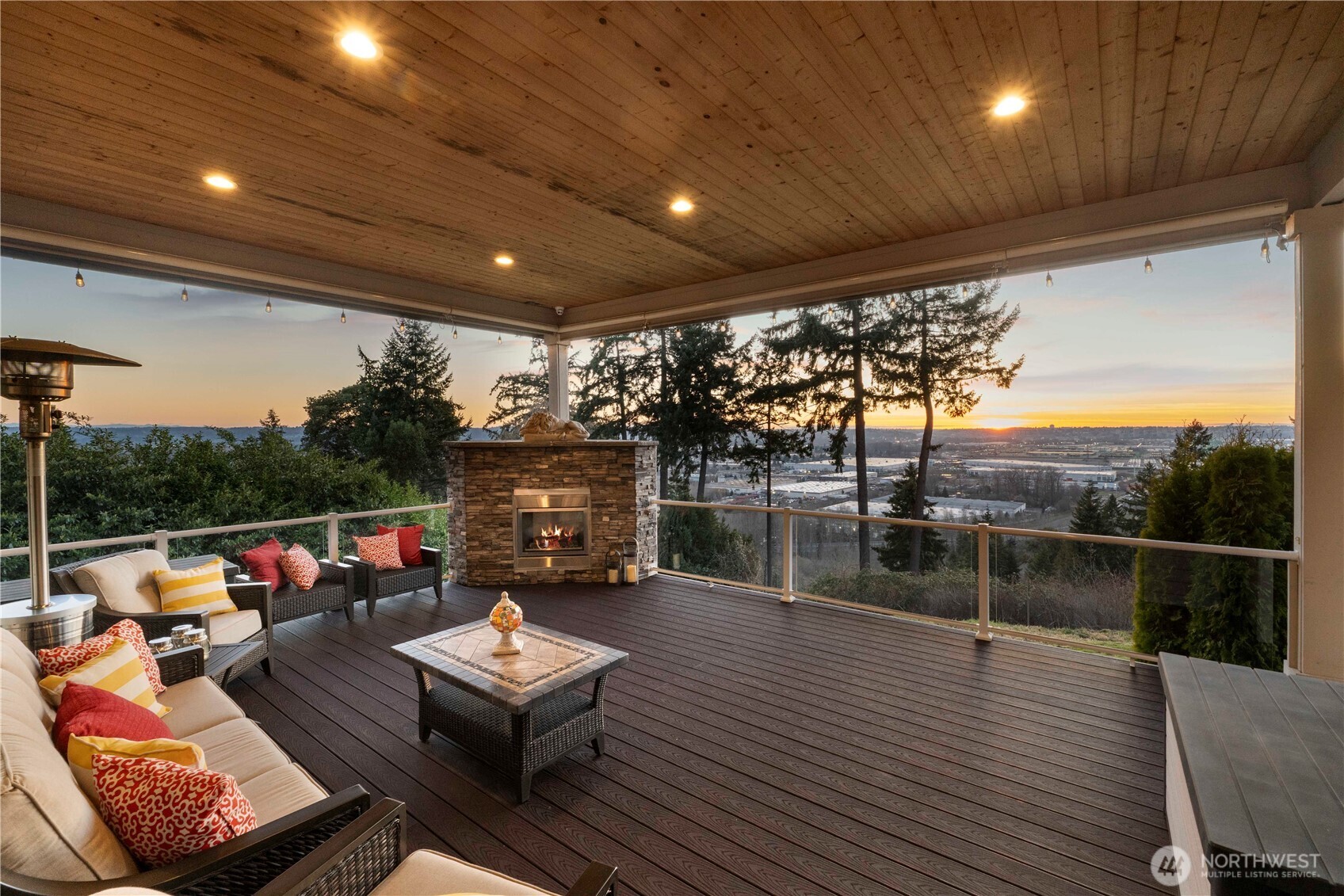 518 64th Avenue Ct East , Fife, WA 98424