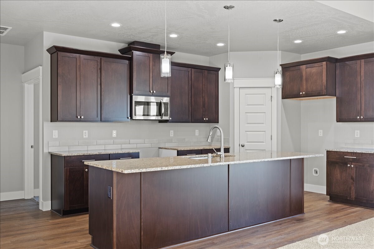 700 N Street NE, Quincy, WA 98848