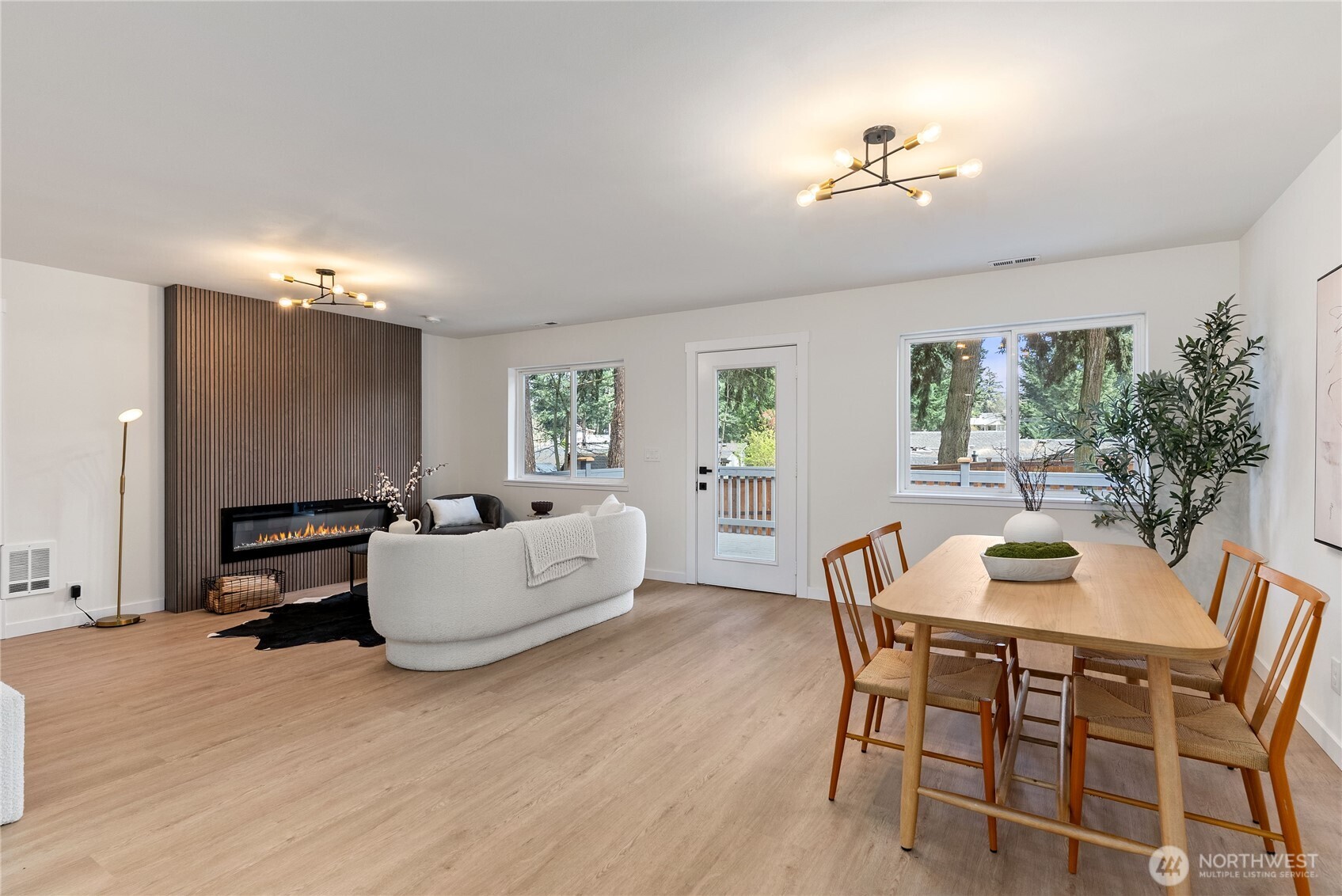 6655 E Tonia Street , Tacoma, WA 98404