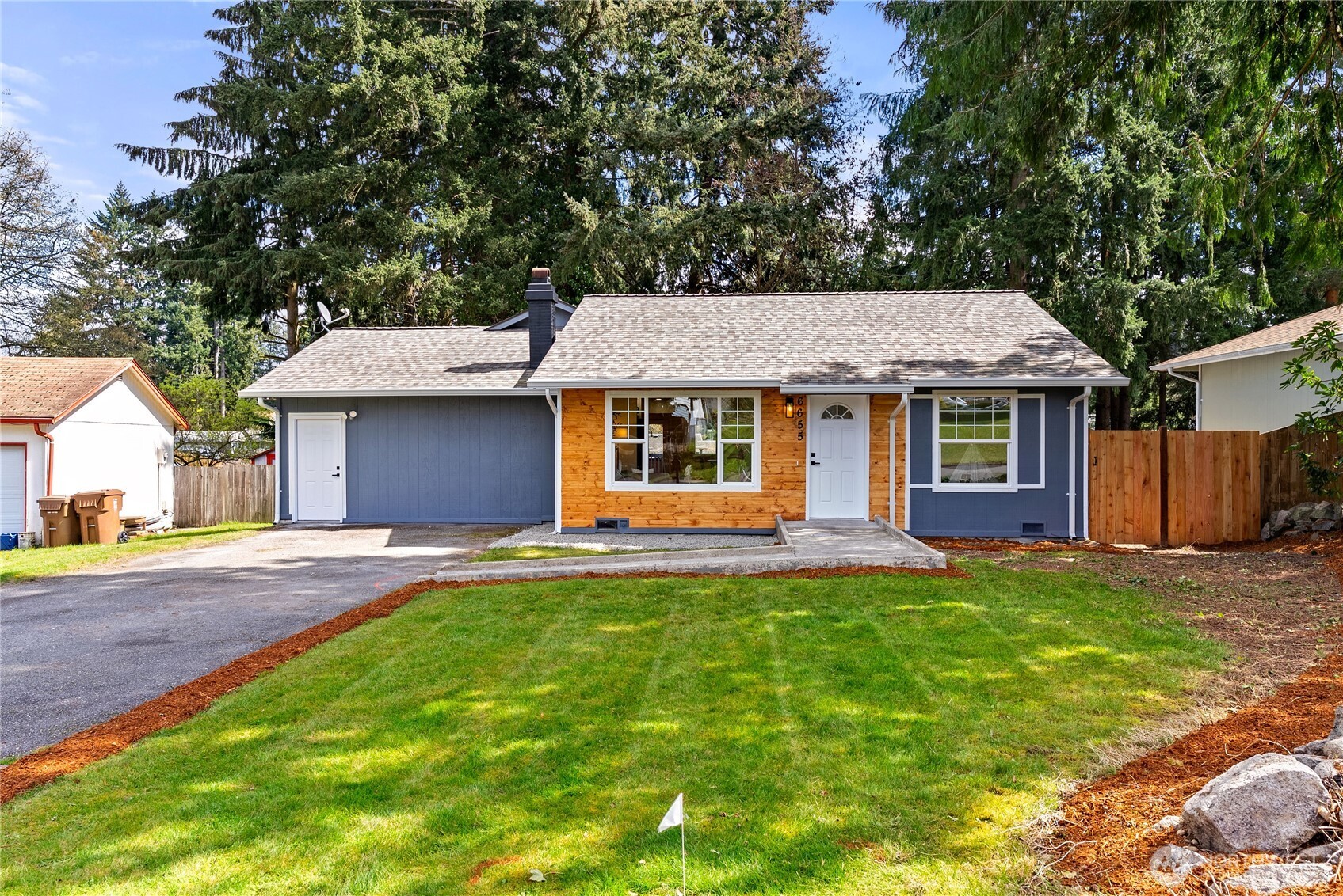 6655 E Tonia Street , Tacoma, WA 98404