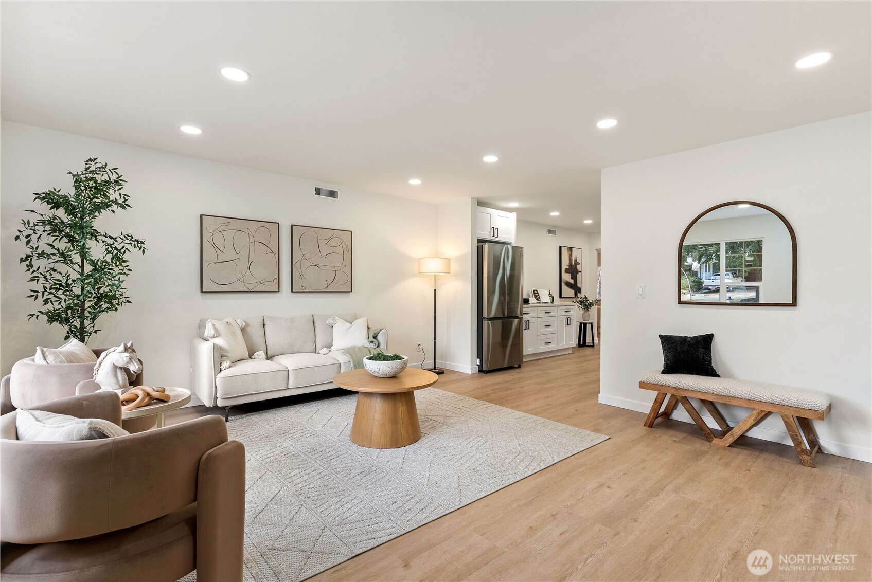 6655 E Tonia Street , Tacoma, WA 98404