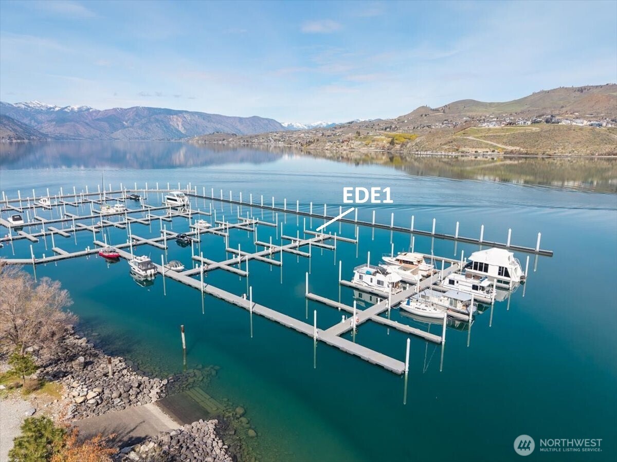 1350 W Woodin Avenue #EDE1, Chelan, WA 98816