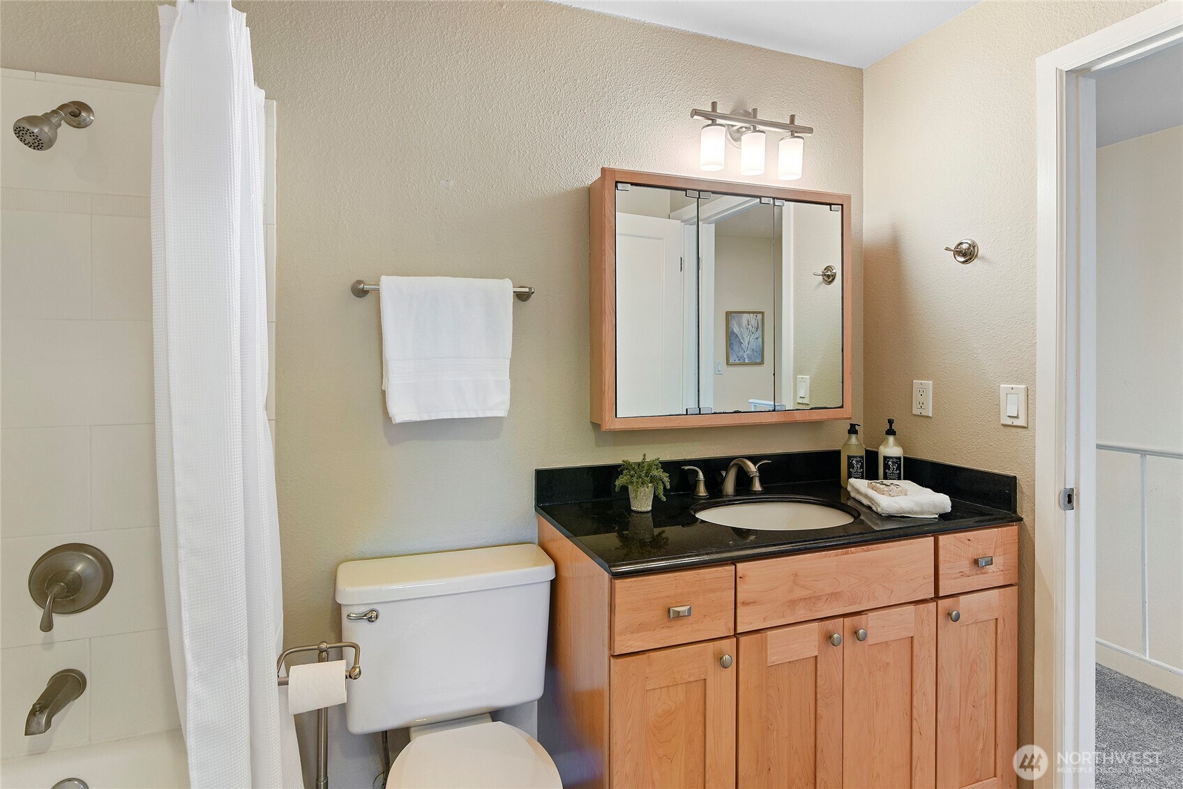 213 Shepard Way NW, Bainbridge Island, WA 98110