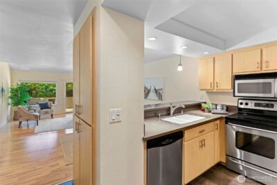 213 Shepard Way NW, Bainbridge Island, WA 98110 - Photo 16