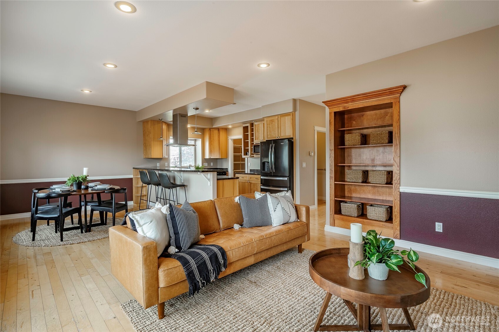 4410 Glasgow Way , Anacortes, WA 98221