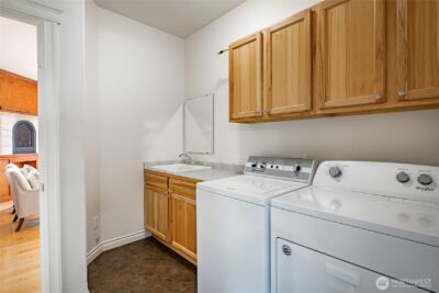 4410 Glasgow Way , Anacortes, WA 98221 - Photo 25