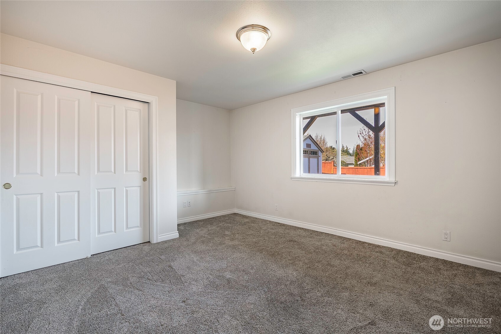 4410 Glasgow Way , Anacortes, WA 98221