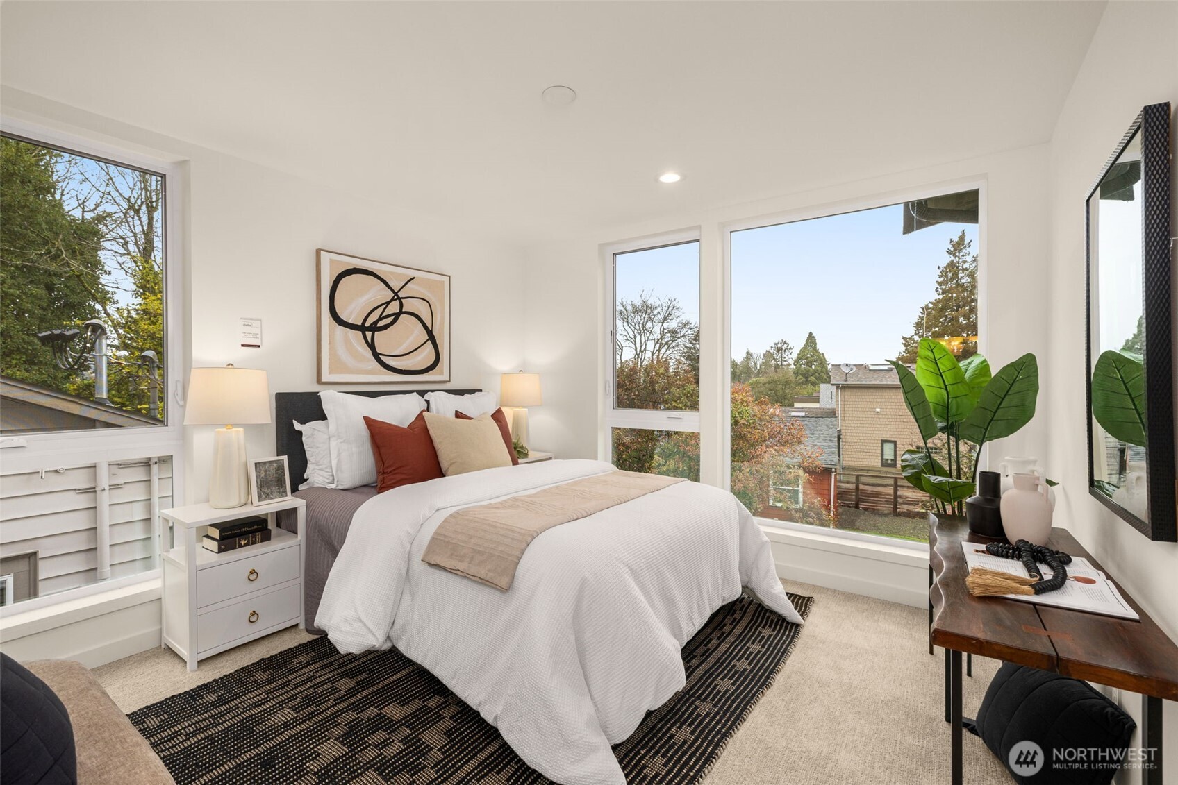 2105 SW Genesee Street SW, Seattle, WA 98106