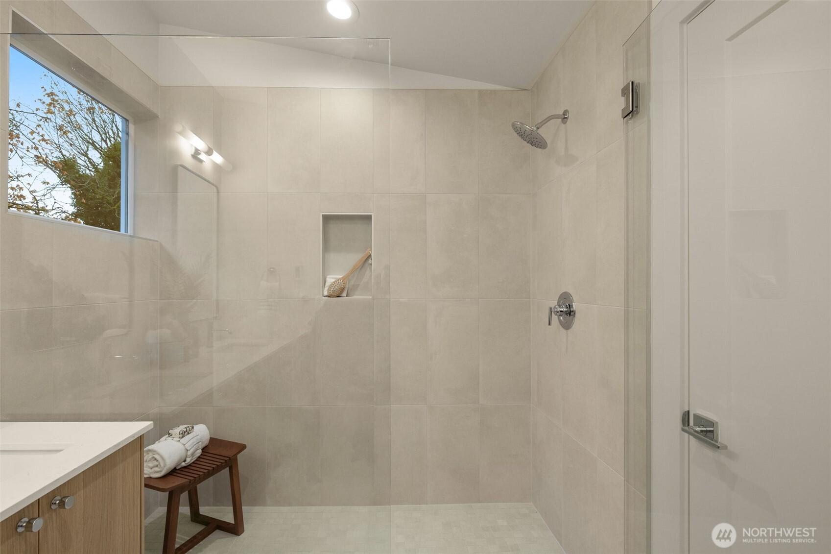 4411 21st Avenue SW, Seattle, WA 98106