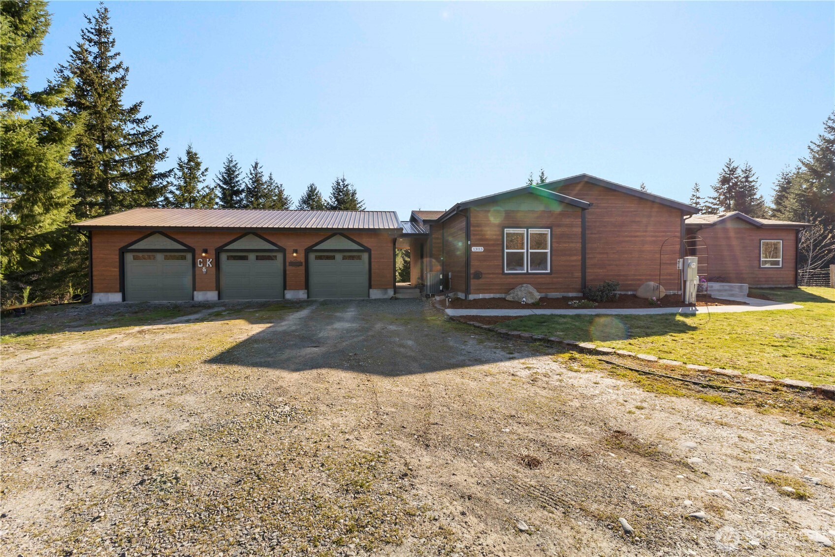 13113 Algyer Road SE, Rainier, WA 98576