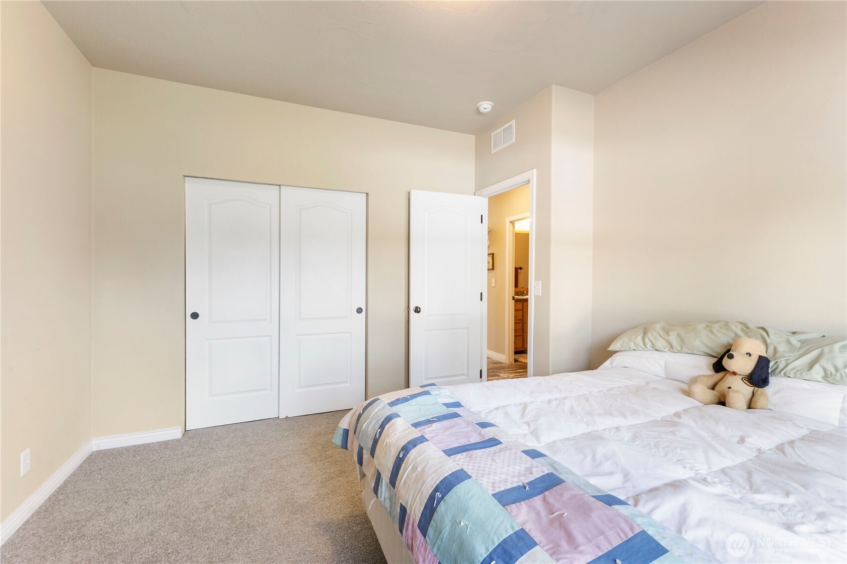 13113 Algyer Road SE, Rainier, WA 98576