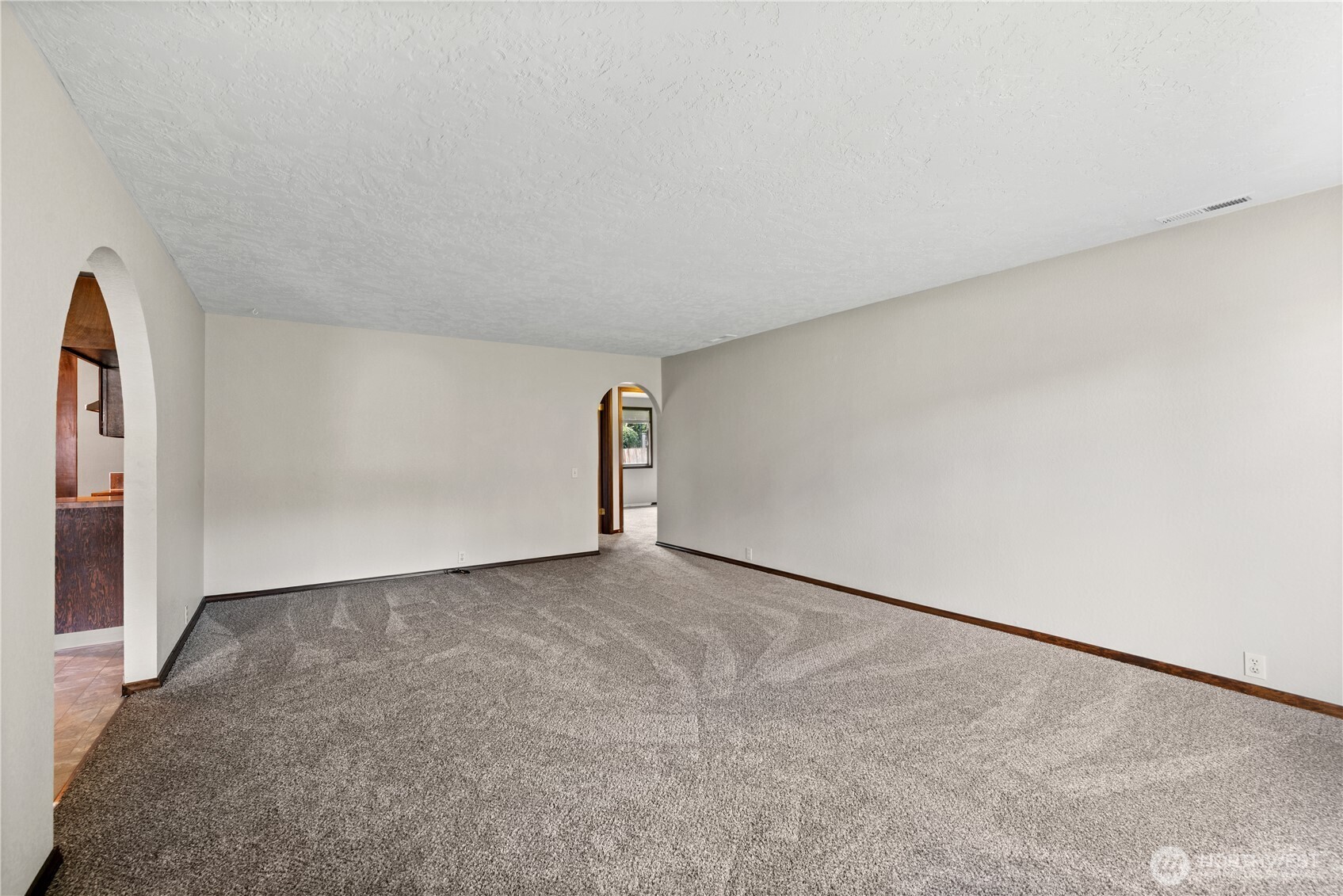 5628 Finch Drive , Longview, WA 98632