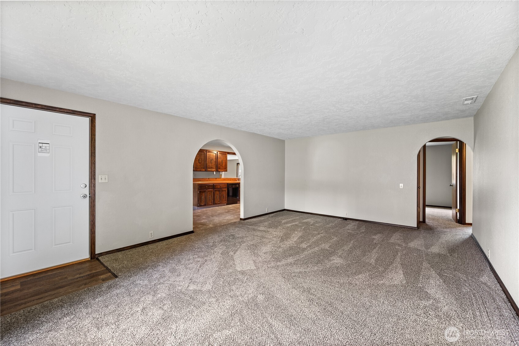 5628 Finch Drive , Longview, WA 98632