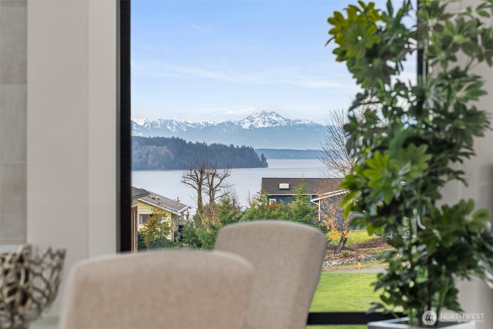 1422 Sequalish Street , Steilacoom, WA 98388