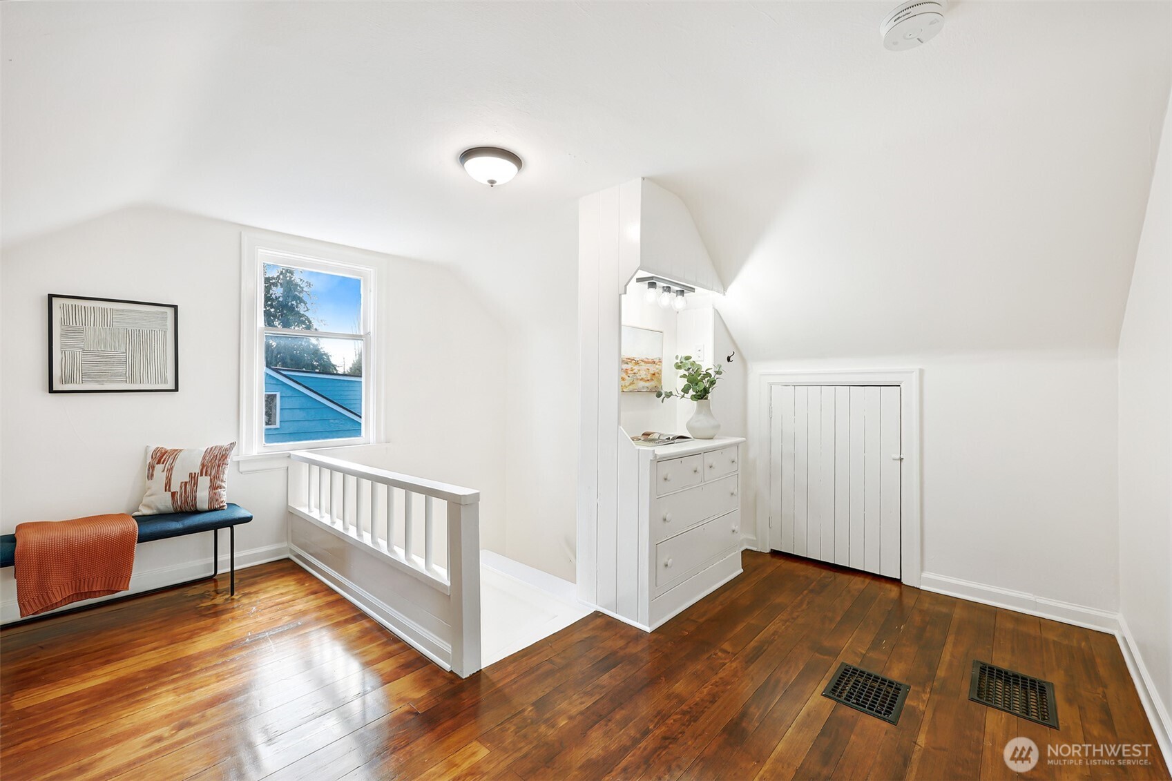 14321 37th Avenue NE, Seattle, WA 98125