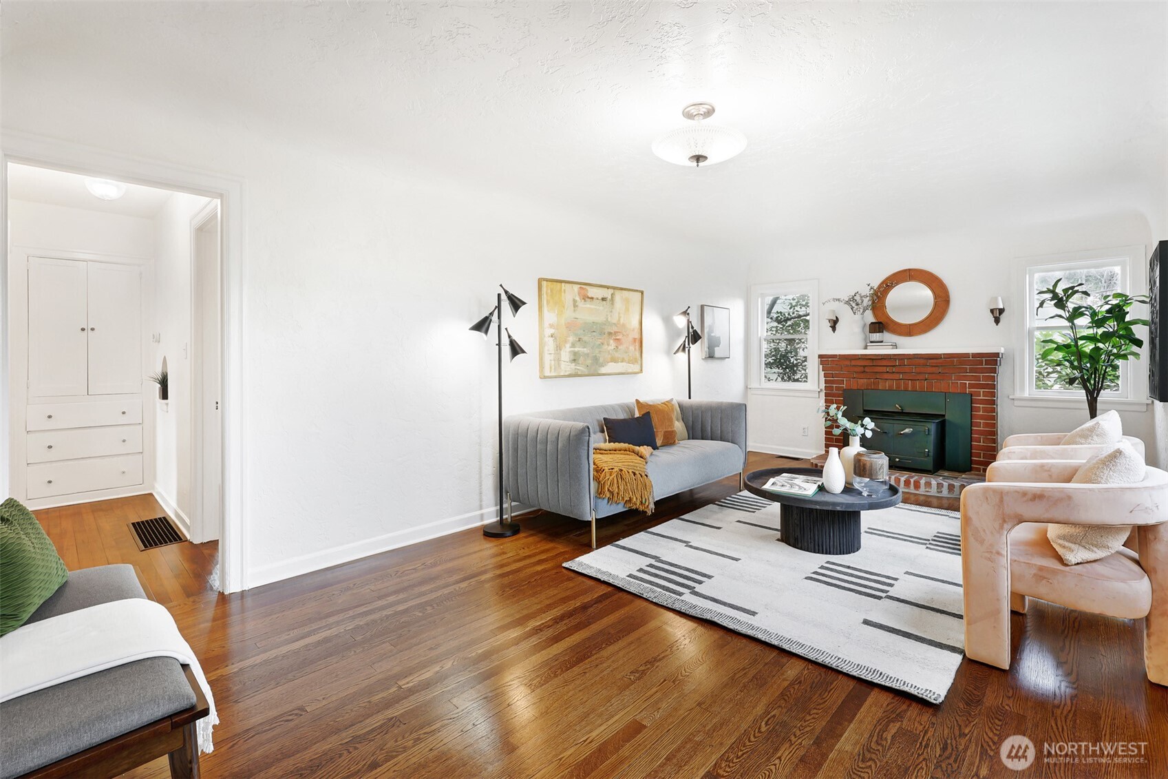 14321 37th Avenue NE, Seattle, WA 98125