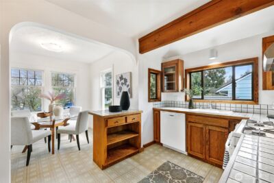 14321 37th Avenue NE, Seattle, WA 98125 - Photo 9