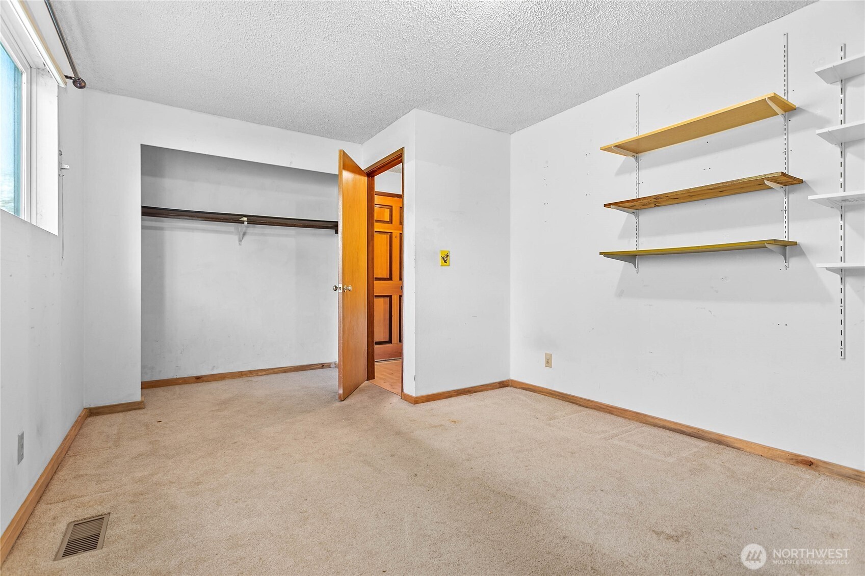 2202 Mill Avenue , Bellingham, WA 98225