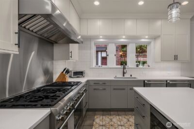 803 E Prospect Street , Seattle, WA 98102-4316 - Photo 14