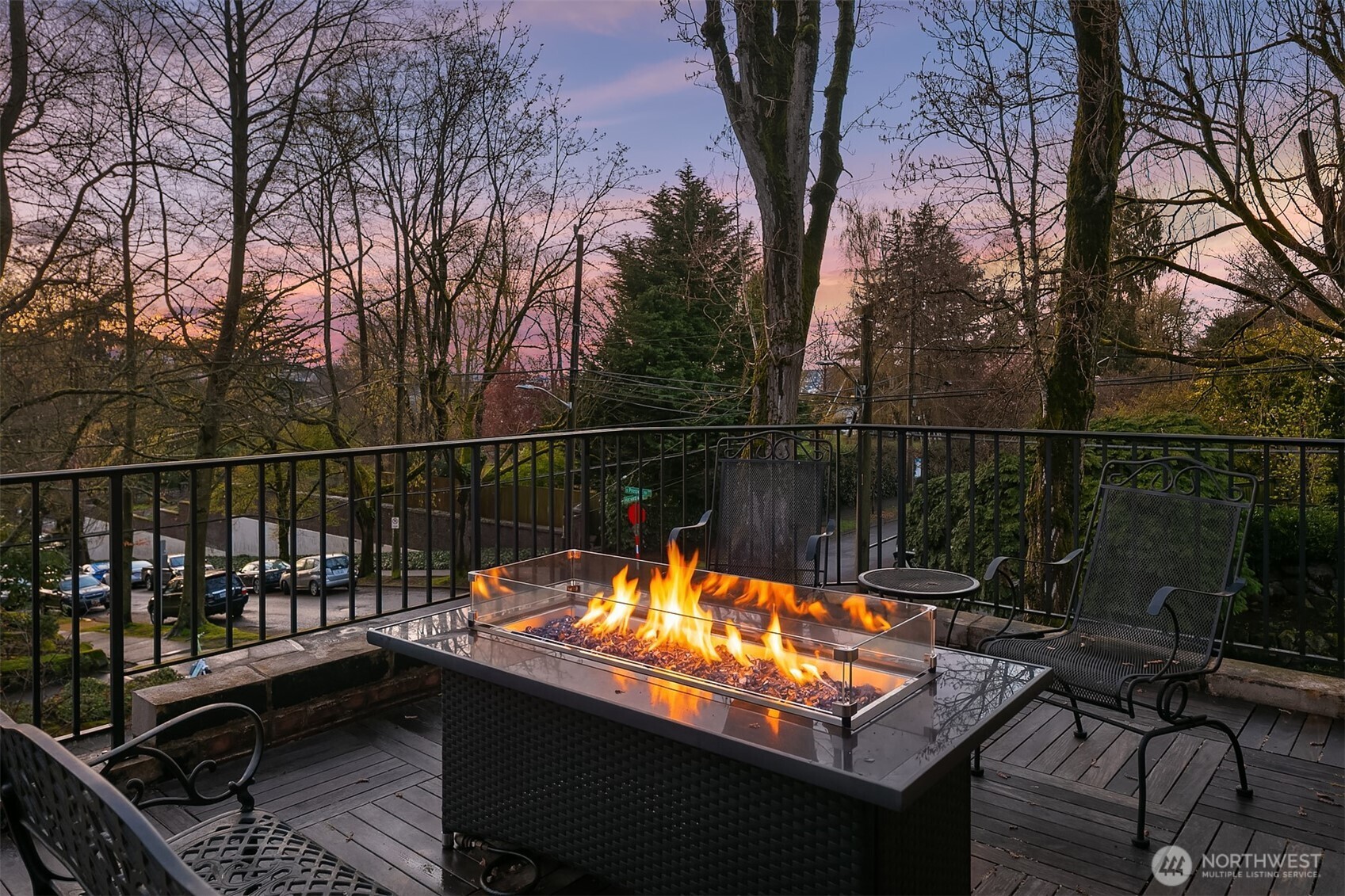 803 E Prospect Street , Seattle, WA 98102-4316