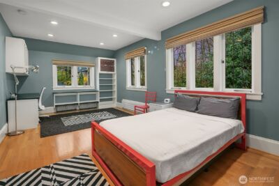 803 E Prospect Street , Seattle, WA 98102-4316 - Photo 24